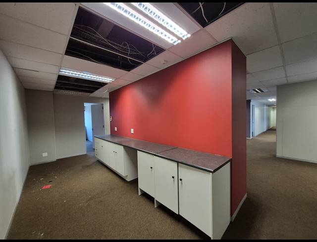 417M² OFFICE TO LET IN SANDTON CENTRAL